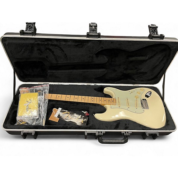 Used Fender American Standard Stratocaster Olympic White Solid Body Electric Guitar