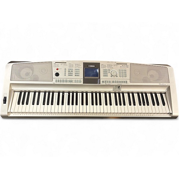 Used Yamaha DGX305 Portable Keyboard