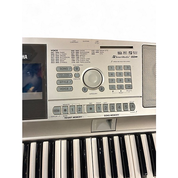 Used Yamaha DGX305 Portable Keyboard