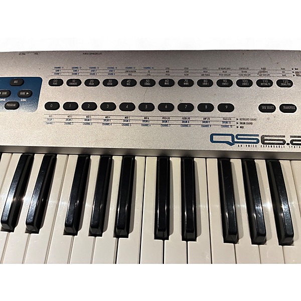 Used Alesis qs6.2 Keyboard Workstation