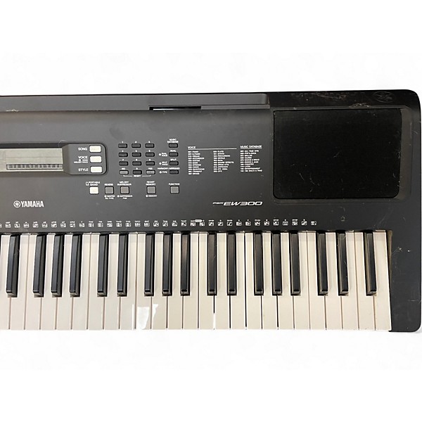 Used Yamaha PSREW300 76 Key Portable Keyboard