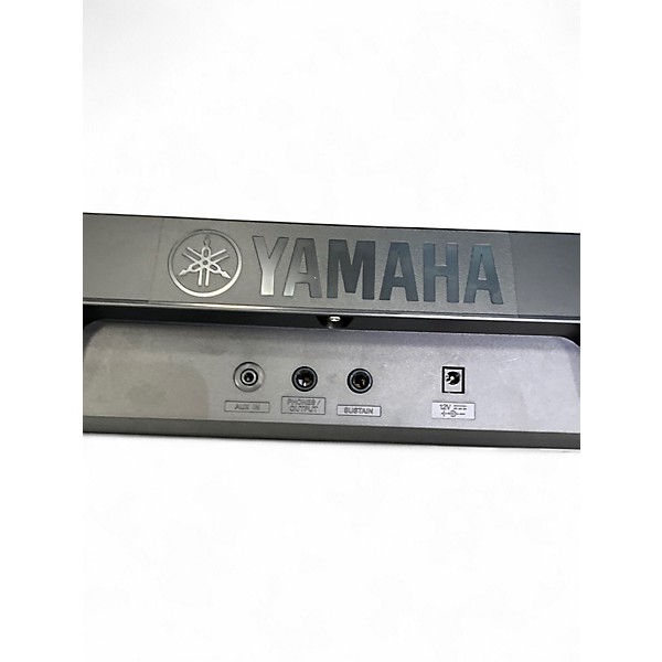 Used Yamaha PSRE283 Portable Keyboard