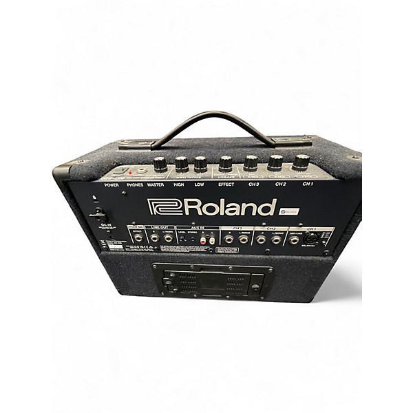 Used Roland KC220 Keyboard Amp