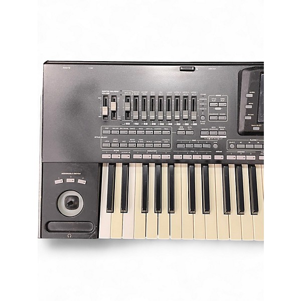 Used KORG PA3X 61 Key Keyboard Workstation