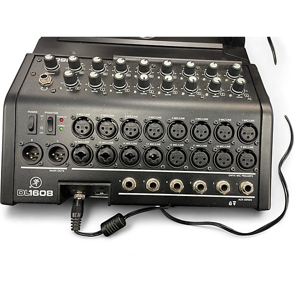 Used Mackie DL1608 Digital Mixer