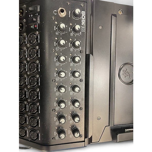 Used Mackie DL1608 Digital Mixer