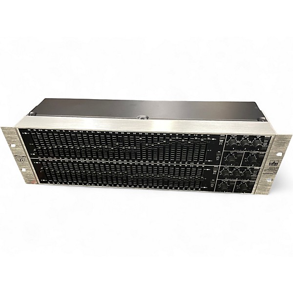 Used Behringer FBQ6200 Equalizer