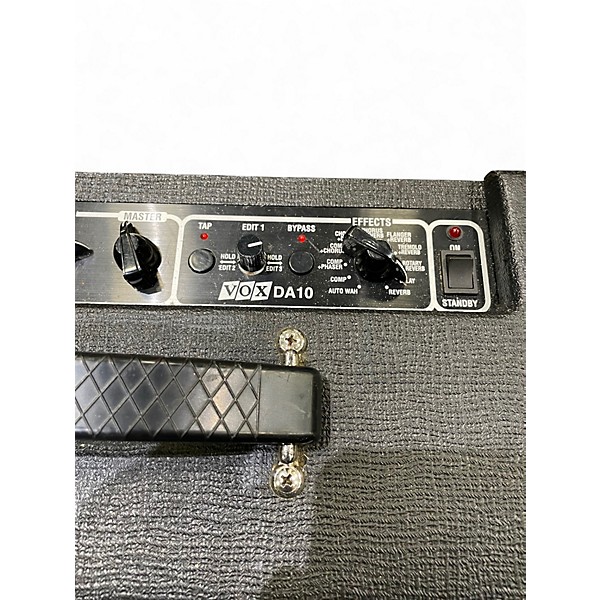 Used VOX DA10 Guitar Combo Amp