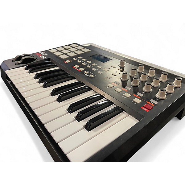 Used Akai Professional MPK225 25-Key MIDI Controller