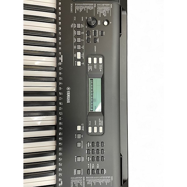 Used Yamaha PSRE373 61 Key Portable Keyboard