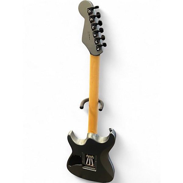 Used Fender Showmaster Metallic Silver Solid Body Electric Guitar