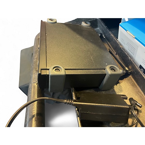 Used Shure SLX4/SM58 Wireless System