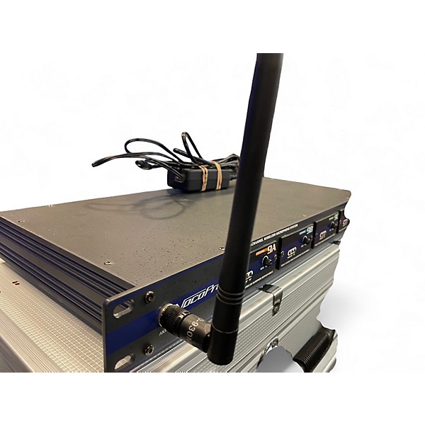 Used VocoPro UHF5800 Plus Handheld Wireless System