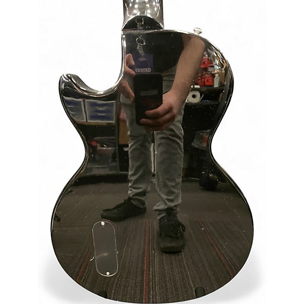 Used 2011 Gibson Les Paul Junior Black Solid Body Electric Guitar