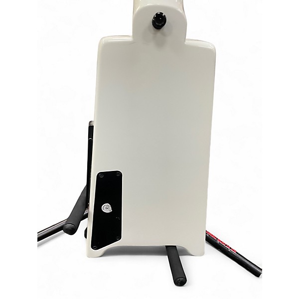 Used Spirit XT2 White Electric Bass Guitar