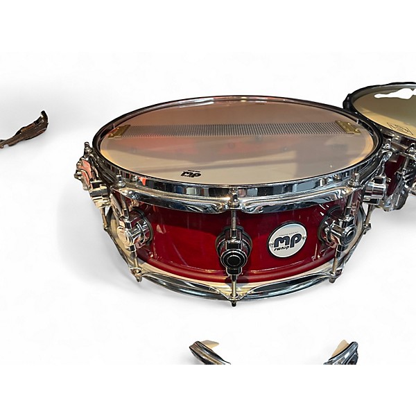 Used DW 14X5.5 Design Series Snare Red Drum