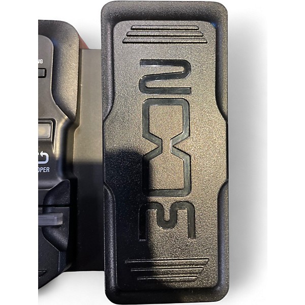 Used Zoom g1x four Effect Processor