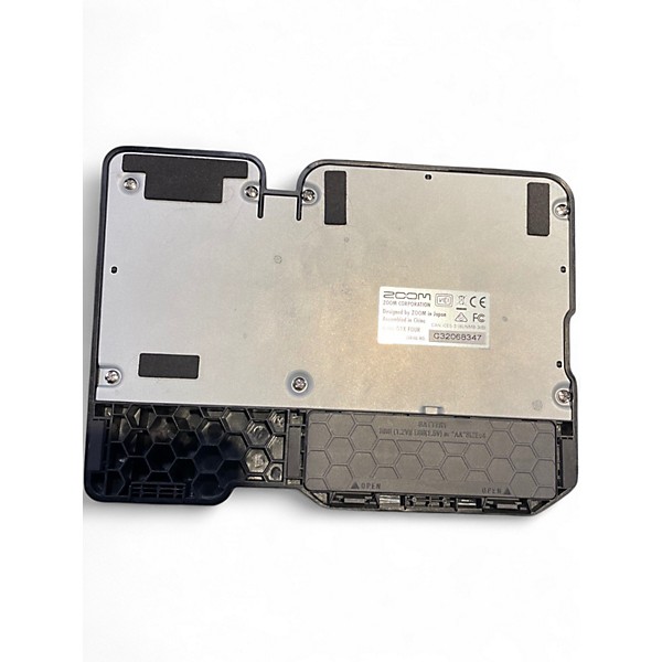 Used Zoom g1x four Effect Processor