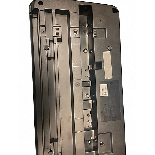 Used Yamaha Psre273 Digital Piano