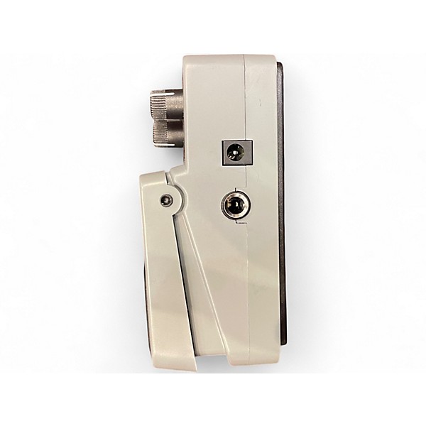 Used Behringer VD400 Vintage Delay Effect Pedal