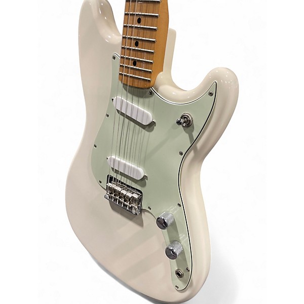 Used 2016 Fender Player Duo-Sonic Arctic White Solid Body Electric Guitar
