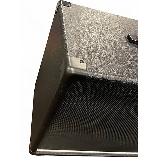 Used Peavey 1126 CAB Guitar Cabinet