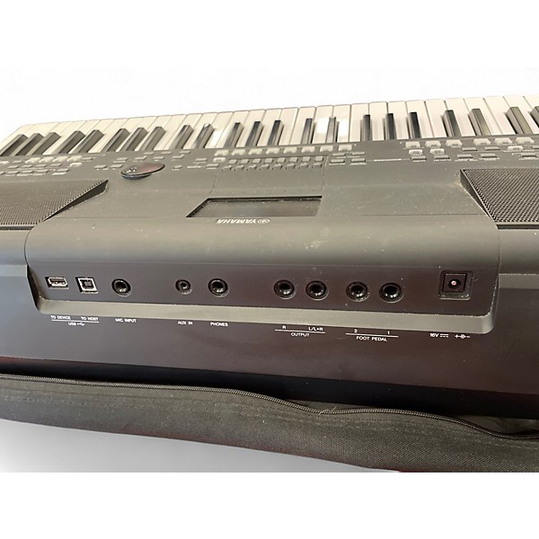 Used Yamaha PSRSX-600 Keyboard Workstation