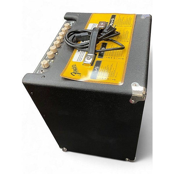 Used Fender Rumble 100 1x15 100W Bass Combo Amp