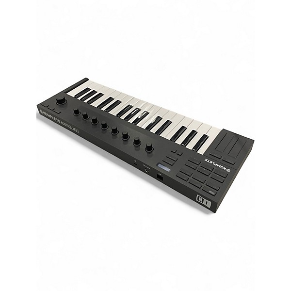Used Native Instruments KOMPLETE KONTROL M32 Keyboard Workstation