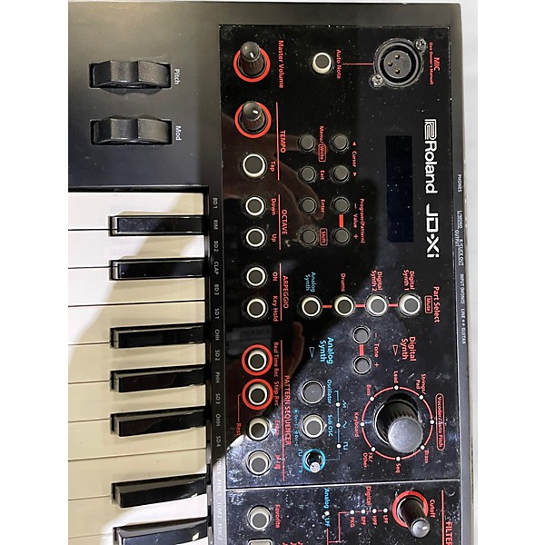 Used Roland JDXI Synthesizer
