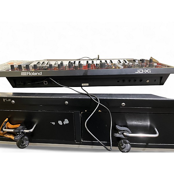 Used Roland JDXI Synthesizer