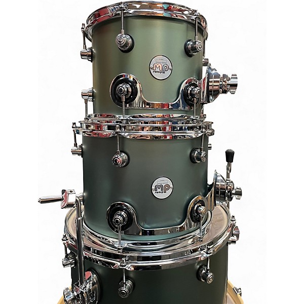 Used DW 4 Piece Design Series Satin Sage  Drum Kit
