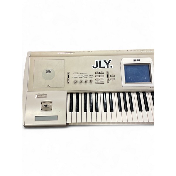 Used KORG Triton Studio 61 Key Keyboard Workstation