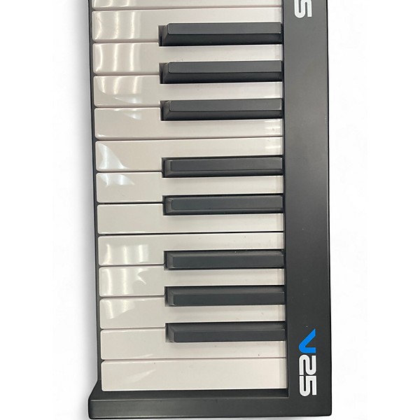 Used Alesis V25 25 Key MIDI Controller