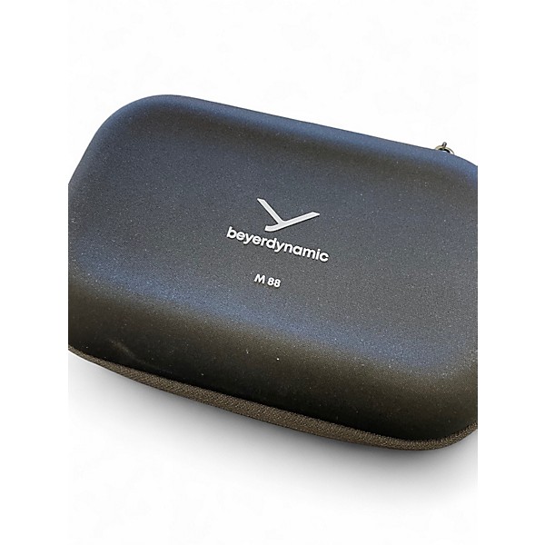 Used beyerdynamic M88 Dynamic Microphone