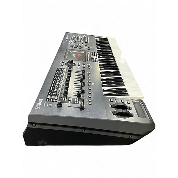 Used Yamaha Montage 6 61 Key Synthesizer