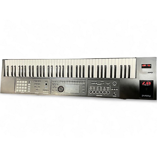 Used Roland FA07 Keyboard Workstation