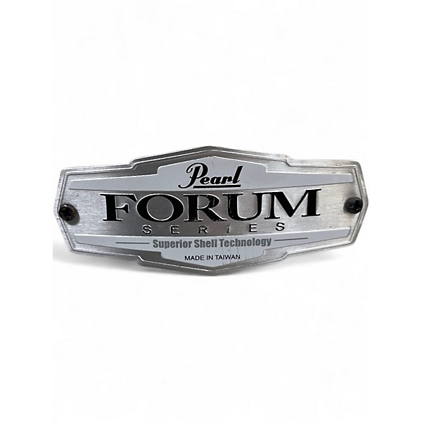 Used Pearl 5 Piece Forum Ivory white Drum Kit