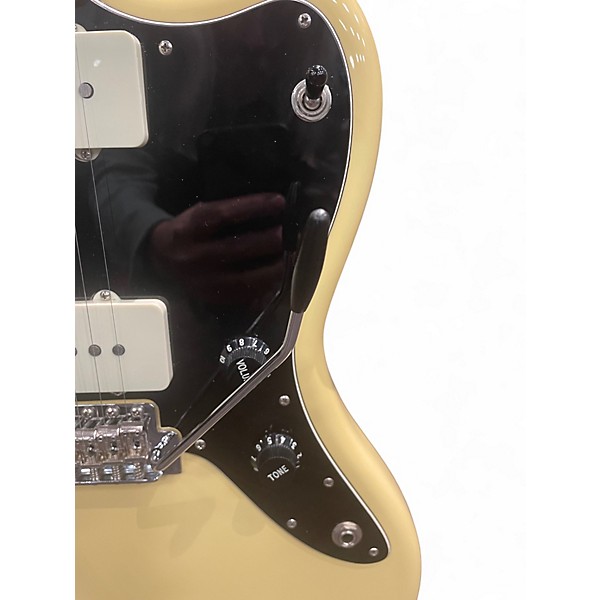 Used Fender American Performer Jazzmaster Vintage White Solid Body Electric Guitar