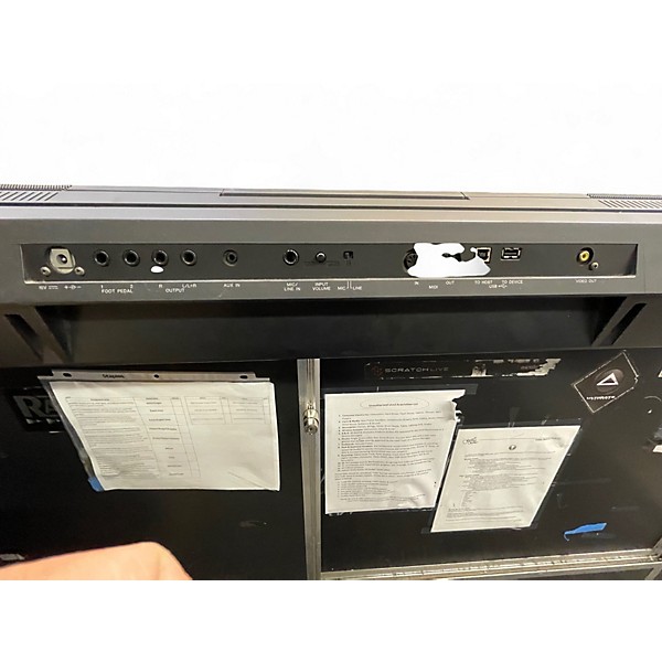 Used Yamaha PSR-S950 Keyboard Workstation