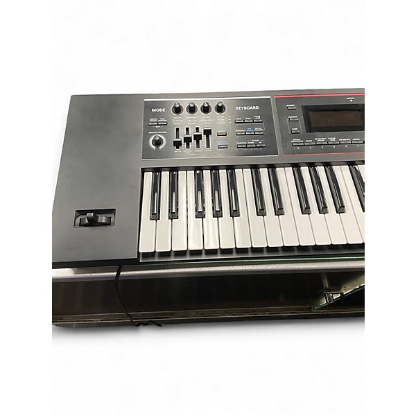 Used Roland JUNO DS61 Keyboard Workstation