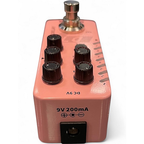 Used Mooer D7 DELAY Pedal