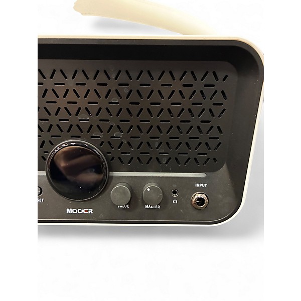 Used Mooer F15i Li Intelligent Amp Battery Powered Amp