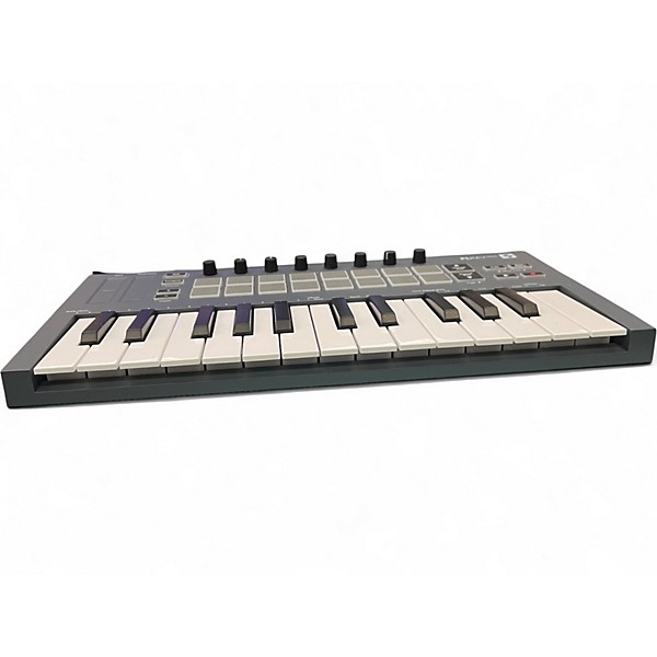Used Novation LAUNCHKEY 49 MKIV MIDI Controller