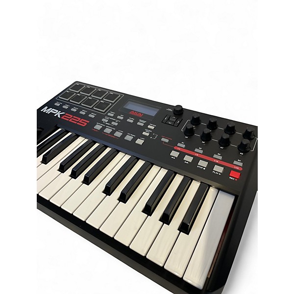 Used Akai Professional MPK255 Keyboard Workstation