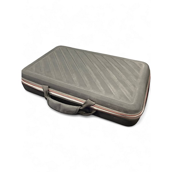 Used Akai Professional MPK255 Keyboard Workstation