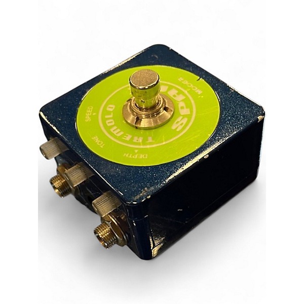 Used Mooer STR1 SPARK TREMOLO Effect Pedal