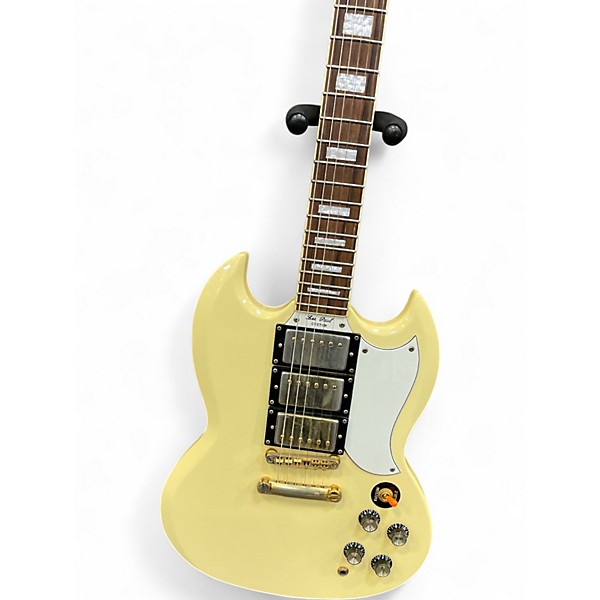 Used 2010s Epiphone 61 Les Paul Custom  Reissue  Antique Ivory Solid Body Electric Guitar