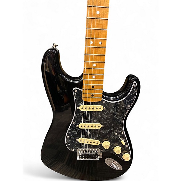 Used 1996 Fender Standard Stratocaster BLACK Solid Body Electric Guitar