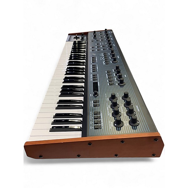 Used Behringer UB-XA Synthesizer